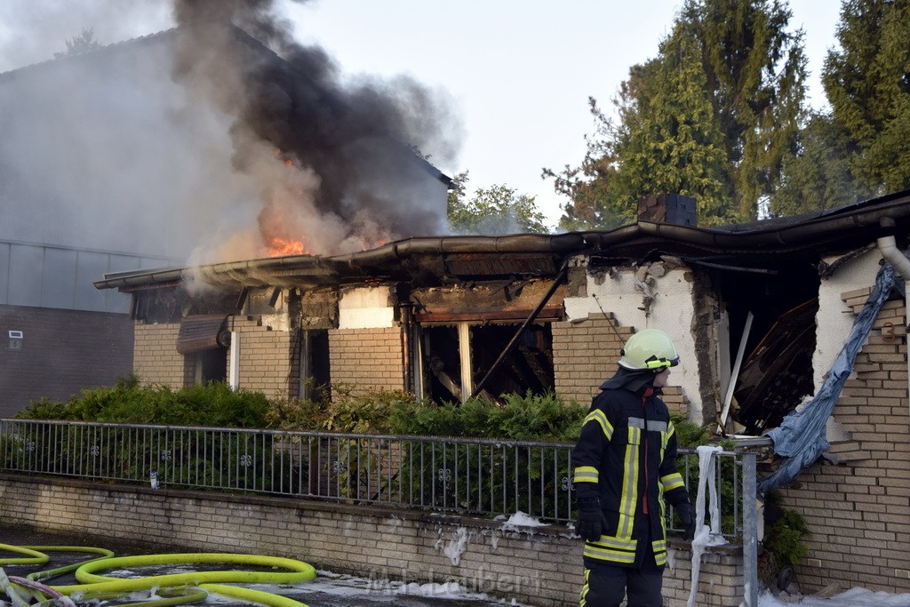 Feuer 2 Y Explo Koeln Hoehenhaus Scheuerhofstr P1513.JPG - Miklos Laubert